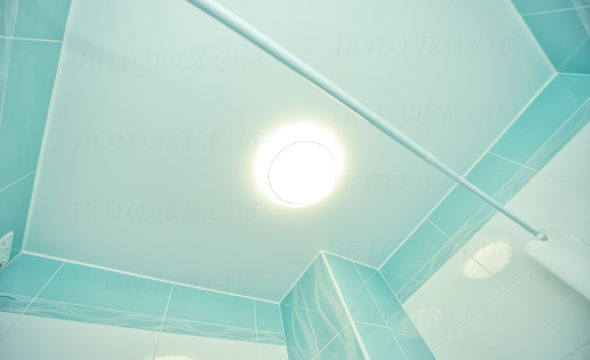 Матовый потолок в ванной 3,5 кв.м под ключ