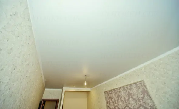 Матовый потолок в спальне 17,5 кв.м.