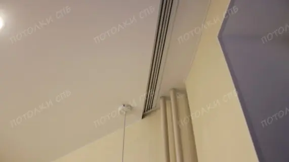 Потолок со скрытым карнизом на ул. Заречной